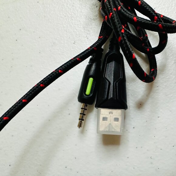 WIRED K2 Pro Professional Gaming Headset With Microphone & Adjustable Headband - Picture 6 of 16